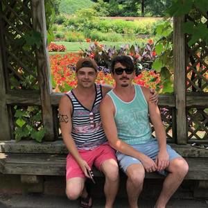 Meet your Posher, Codie